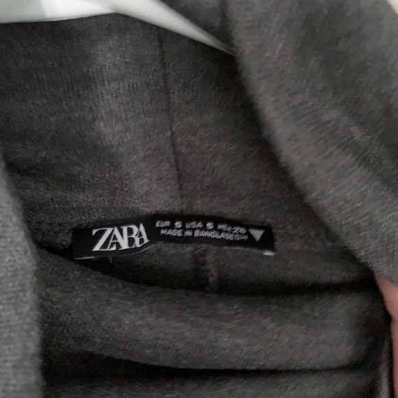 Zara Boxy Turtleneck Dress - Picture 4 of 9